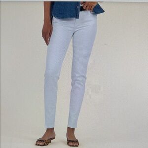 NWT Kut from the Kloth Optic White Diana Mid Rise Relaxed fit Skinny Jeans 12